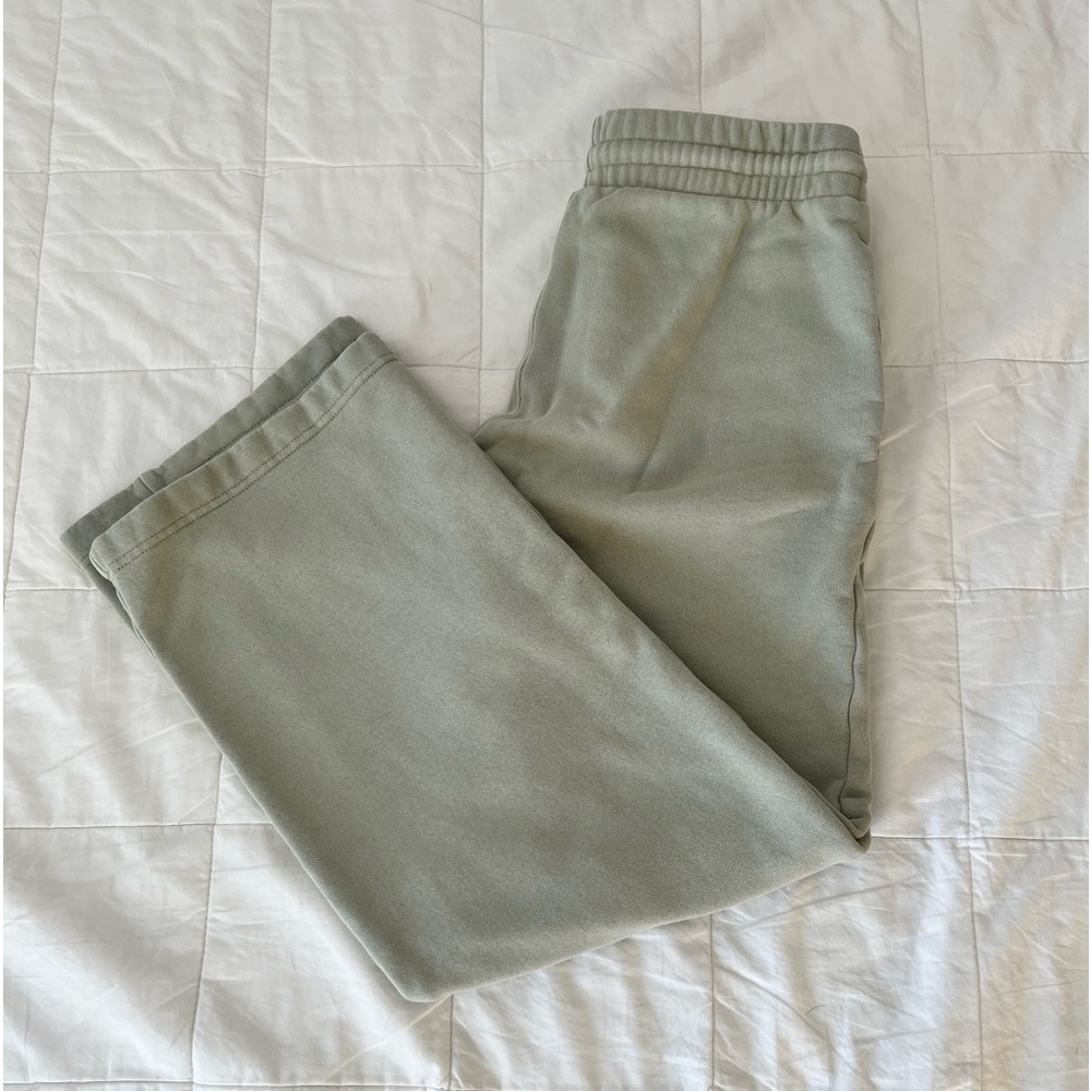 aritzia tna wide leg sweat pants